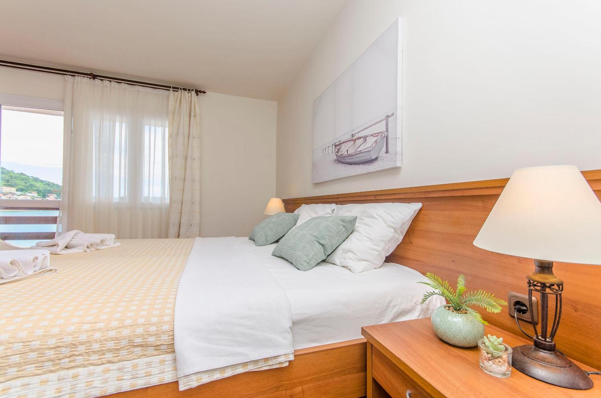 House Hotel Plava Laguna Tisno Ngoại thất bức ảnh