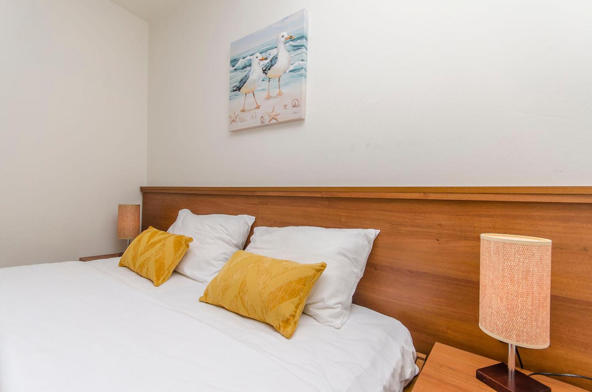 House Hotel Plava Laguna Tisno Ngoại thất bức ảnh