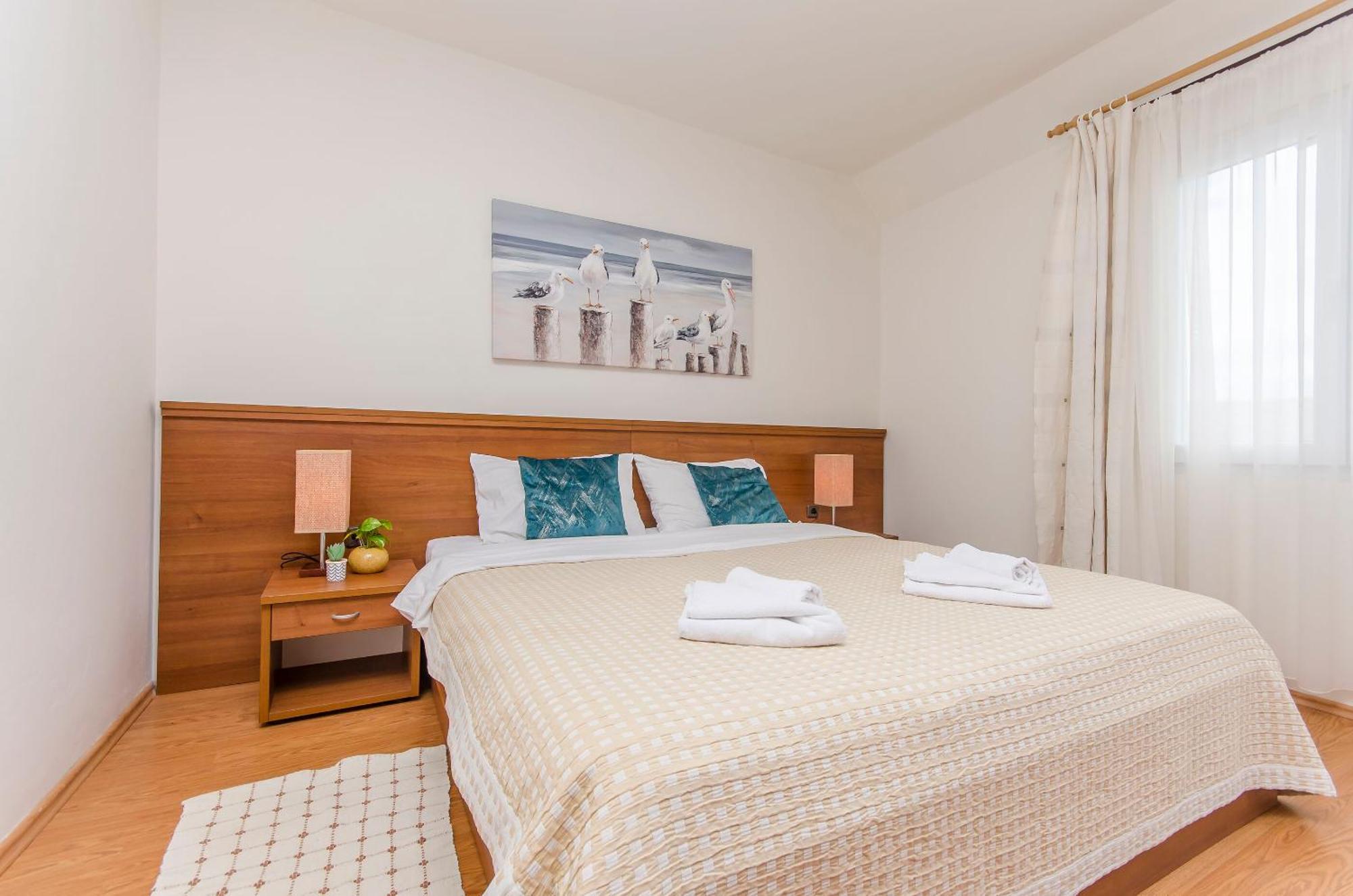 House Hotel Plava Laguna Tisno Ngoại thất bức ảnh