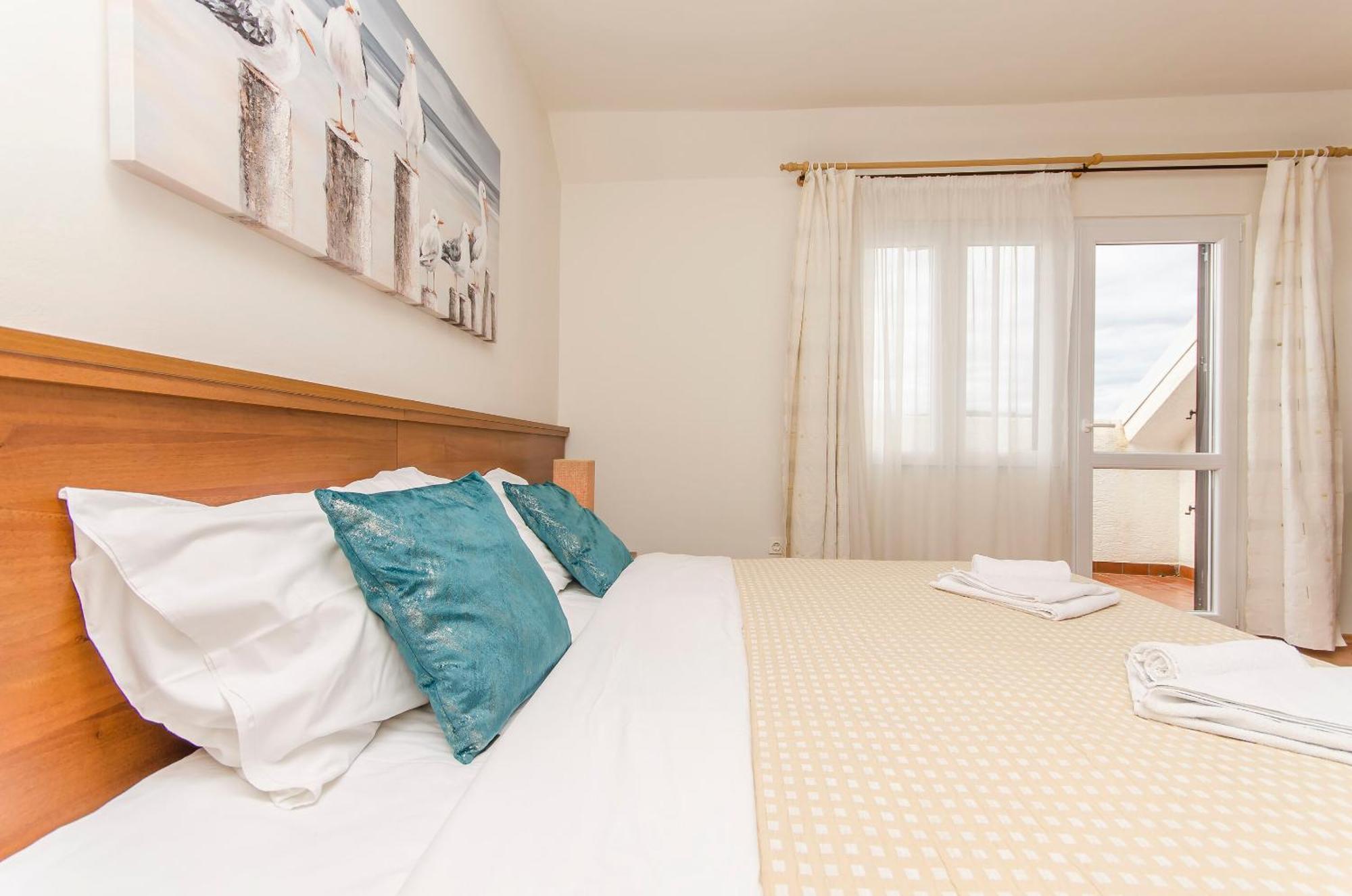 House Hotel Plava Laguna Tisno Ngoại thất bức ảnh